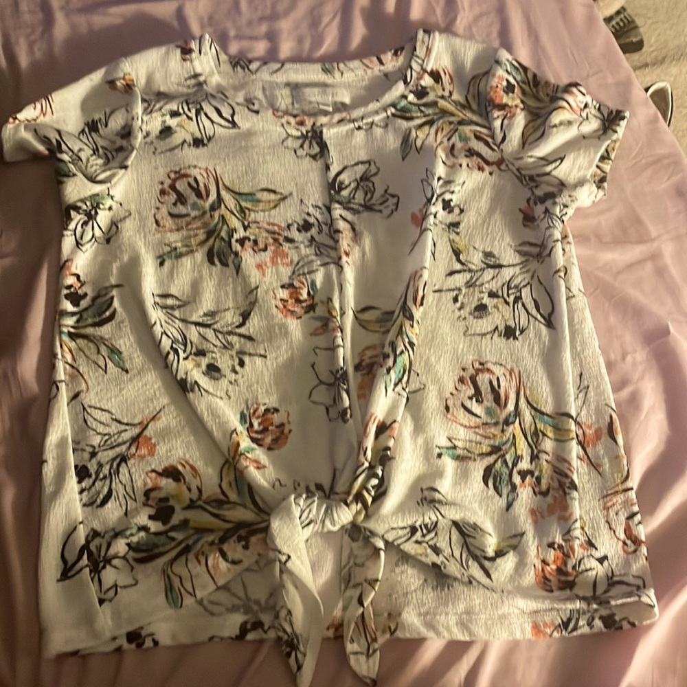 Girls white blouse with flowers